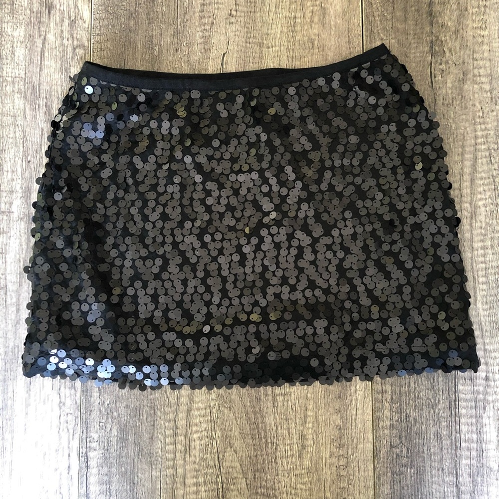BLACK SEQUIN SKIRT